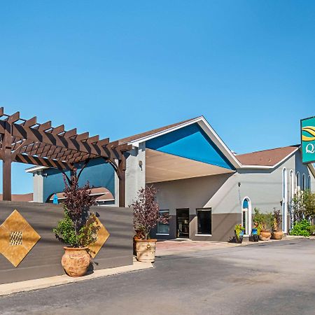 Quality Inn Near Lake Marble Falls Bagian luar foto