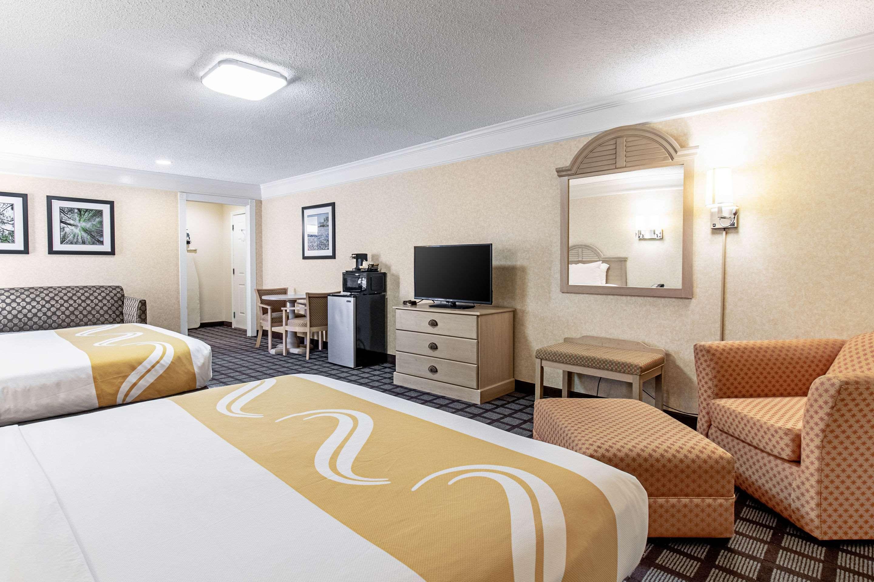 Quality Inn Near Lake Marble Falls Bagian luar foto