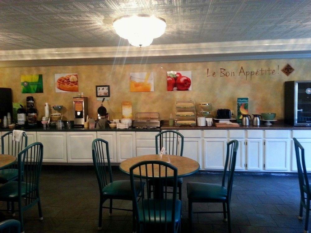 Quality Inn Near Lake Marble Falls Bagian luar foto