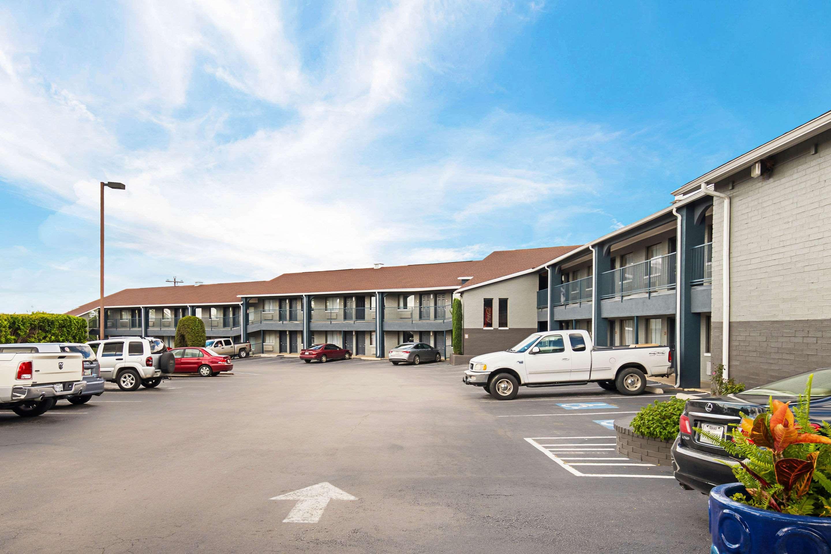 Quality Inn Near Lake Marble Falls Bagian luar foto